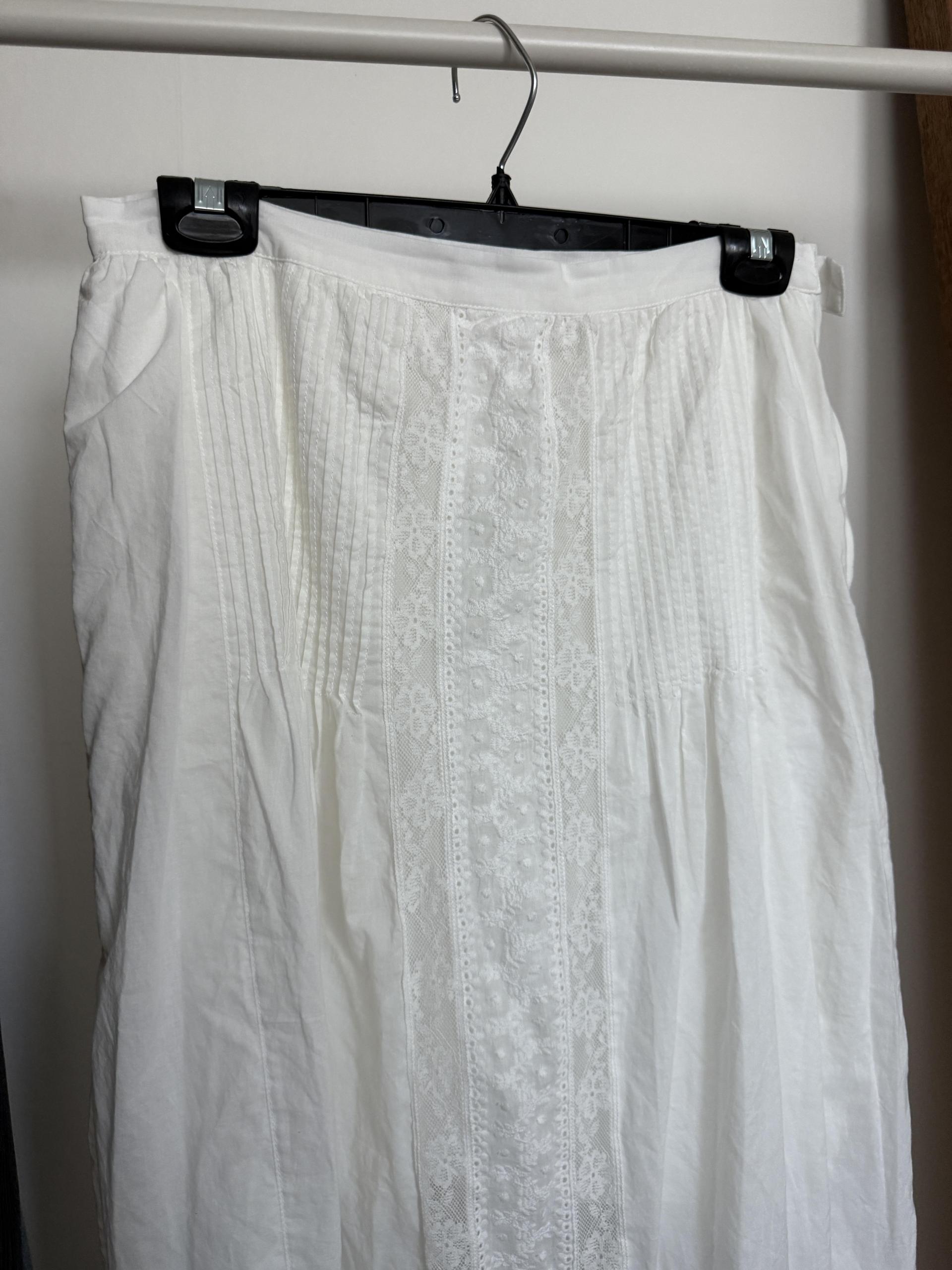 calla lace skirt