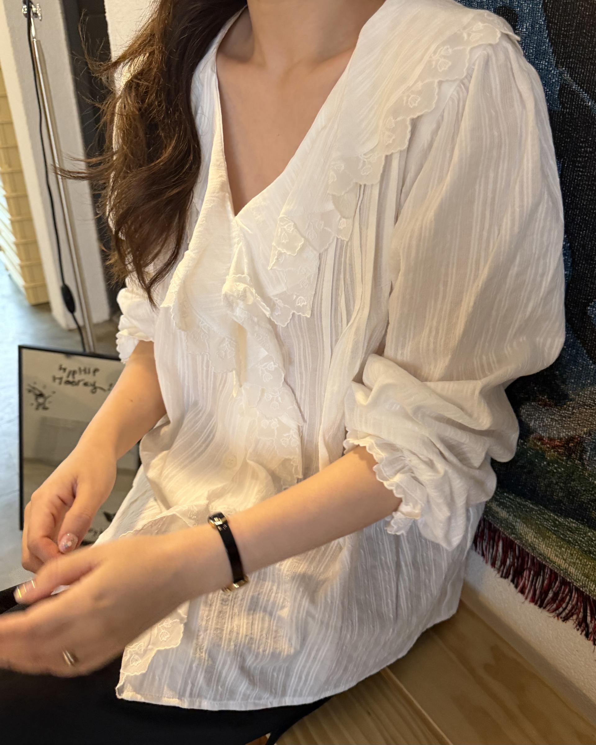 cottage ruffle lace blouse (white/check)