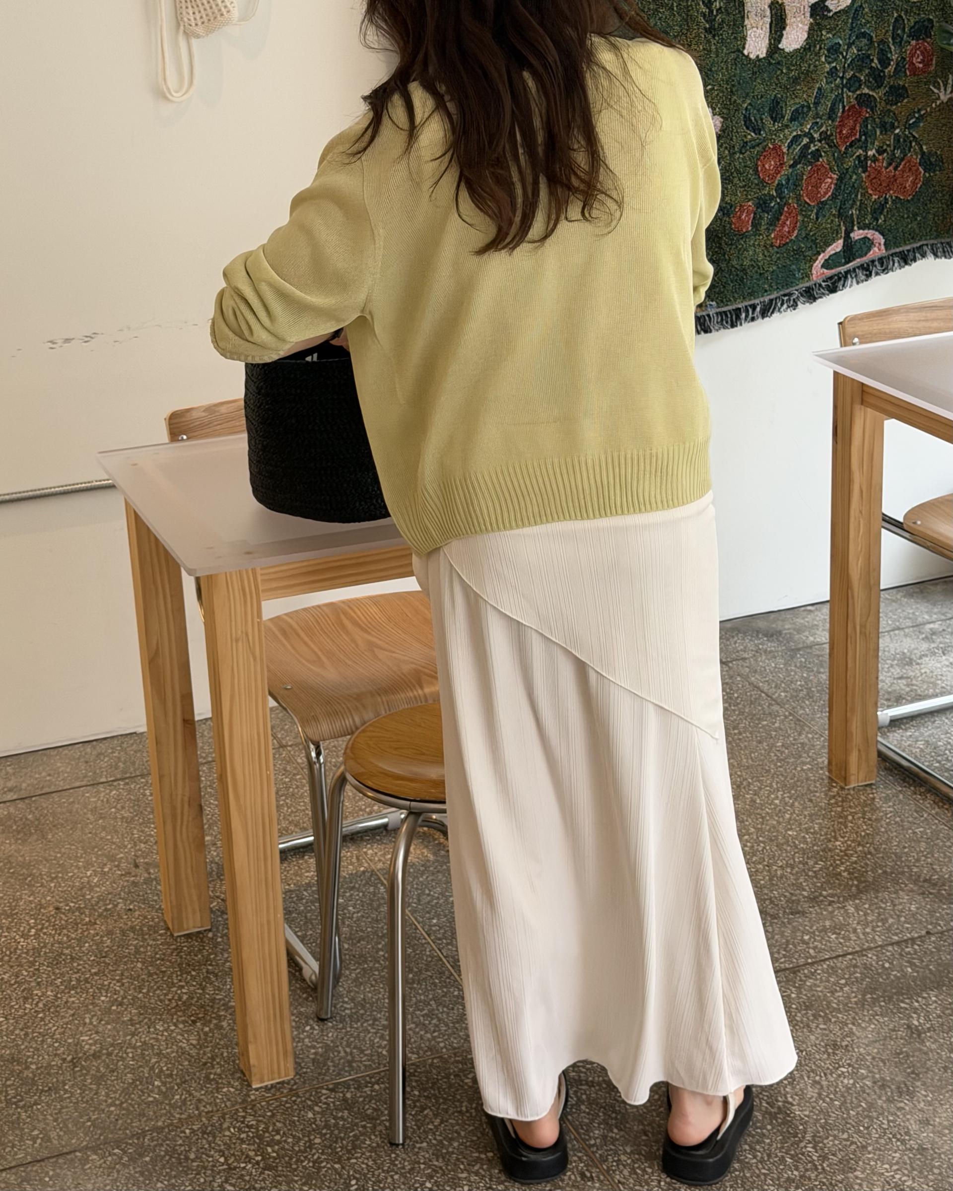 noodle skit (cream/black)