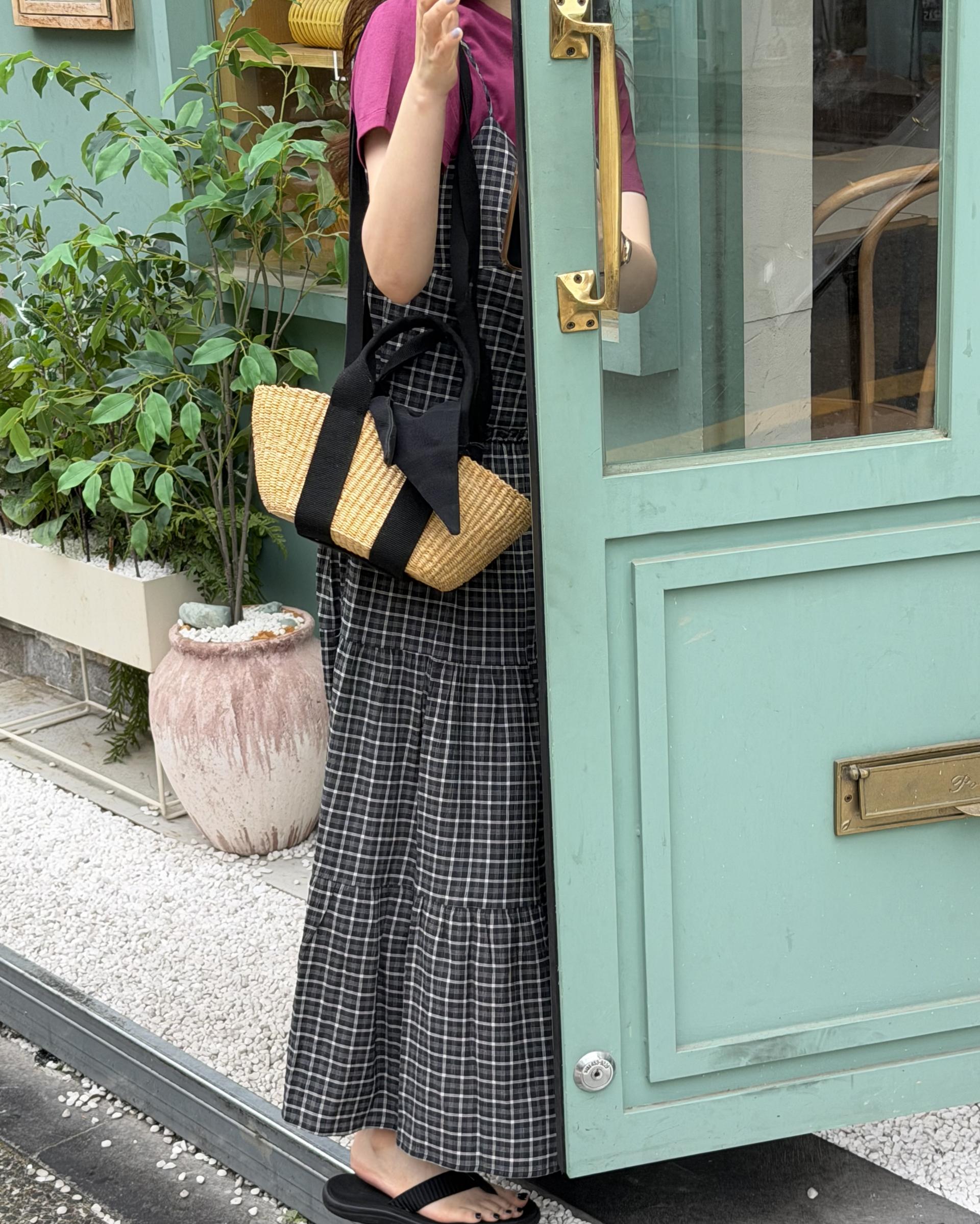 kate check dress (black/blue)