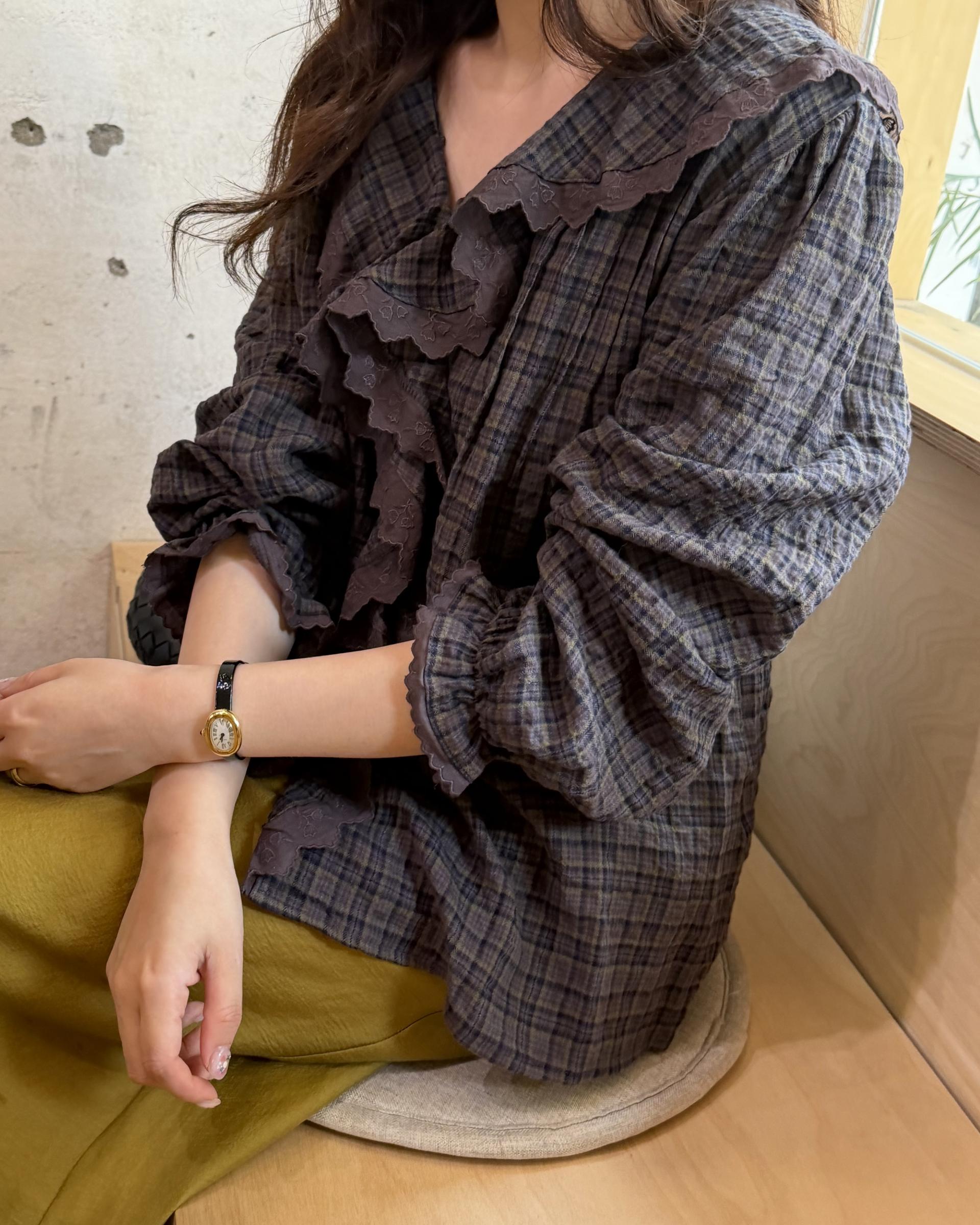 cottage ruffle lace blouse (white/check)