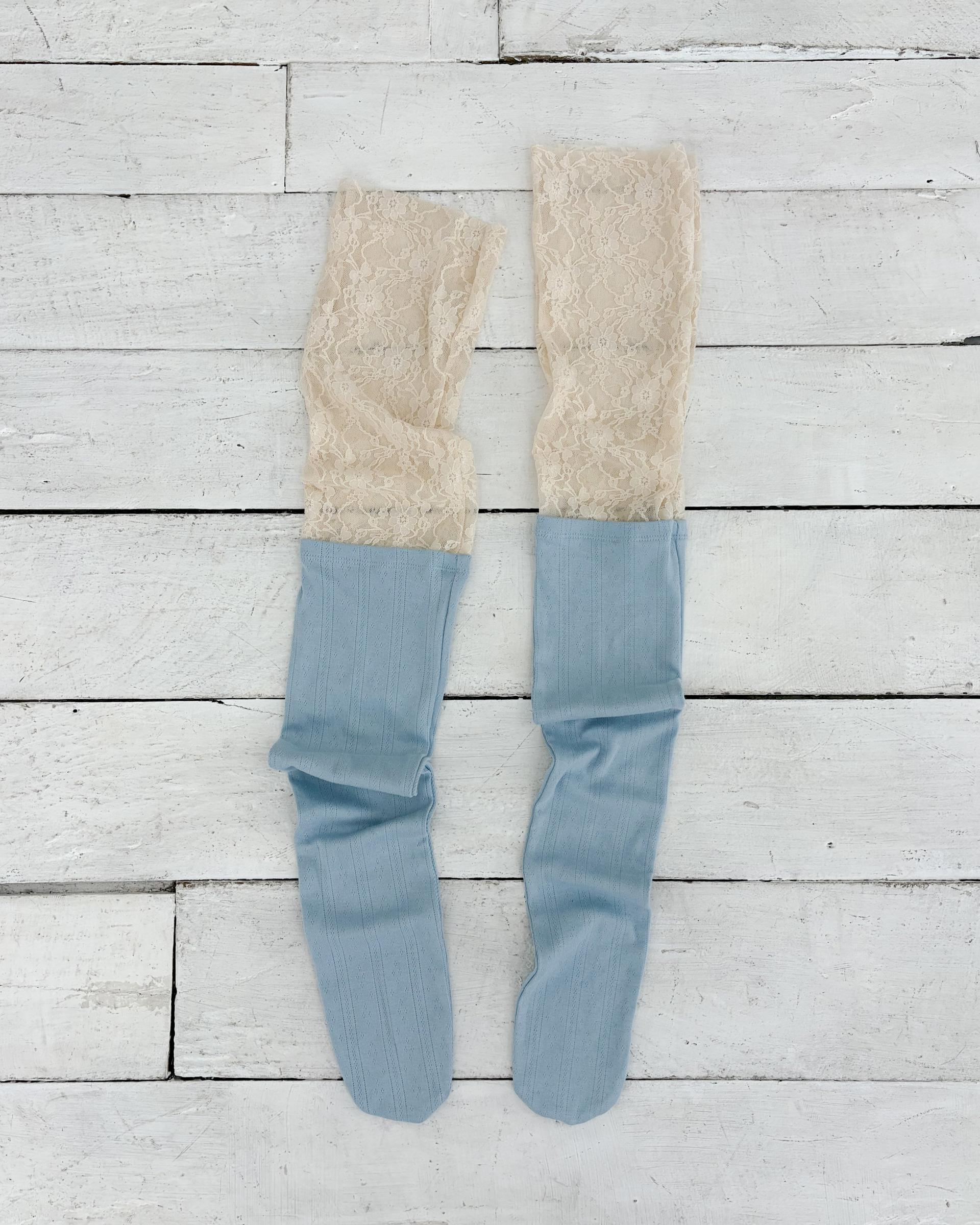 Lace layered over kneesocks / sky blue