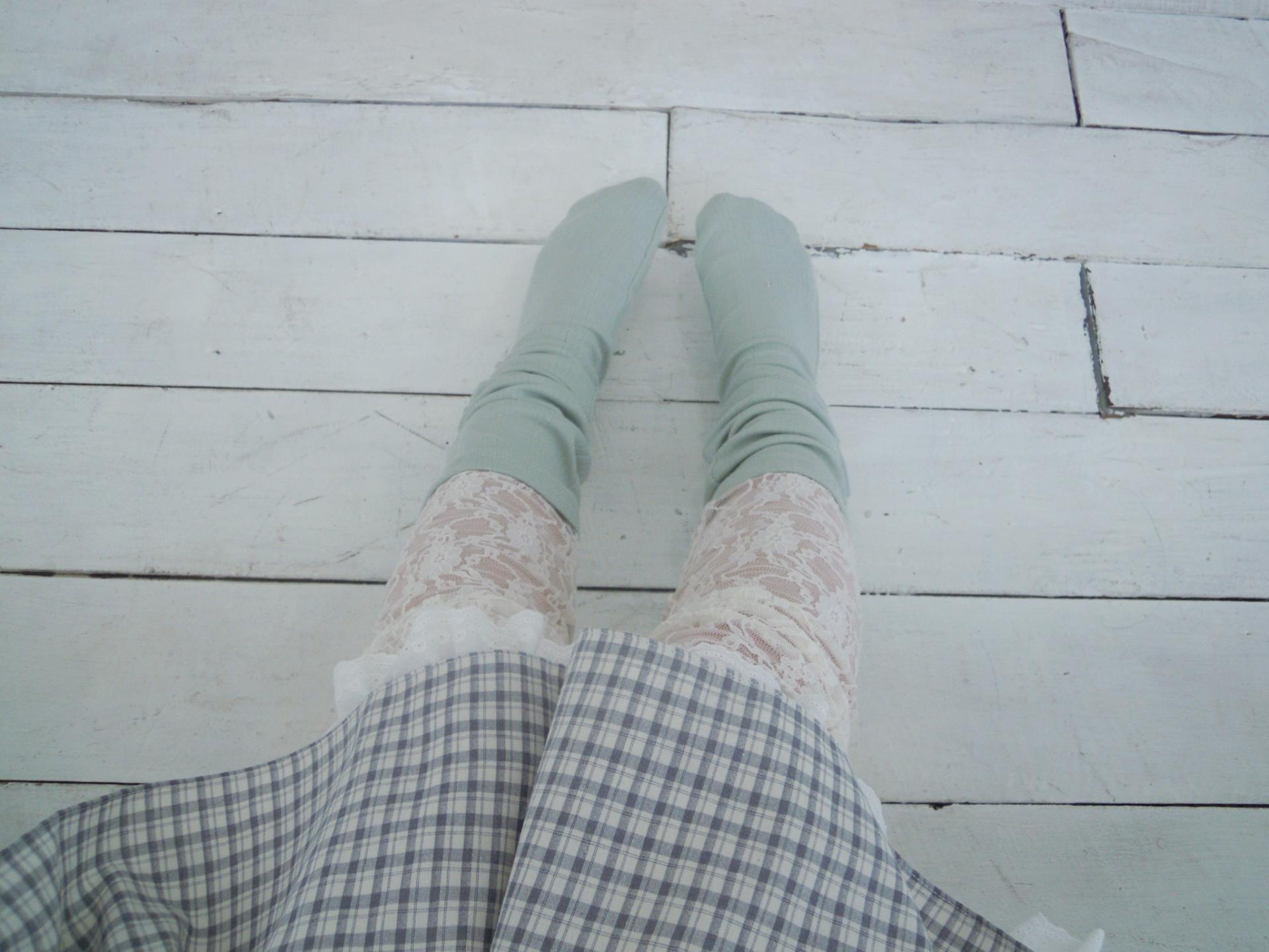 Lace layered over kneesocks / mint