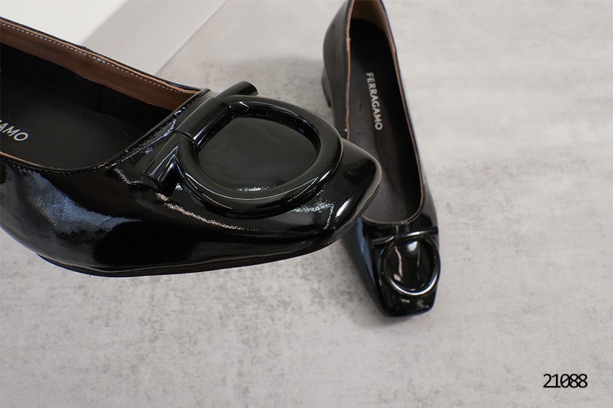 [ferragamo] 살바토레 페레가모 맥시 간치니 펌프
