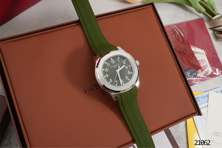 [Patek philippe] 파텍필립 아쿠아 너트 그린 남성시계