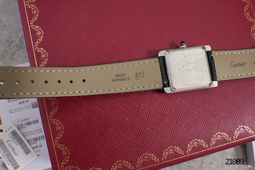 [CARTIER] 까르띠에 탱크 머스트 솔라비트 워치