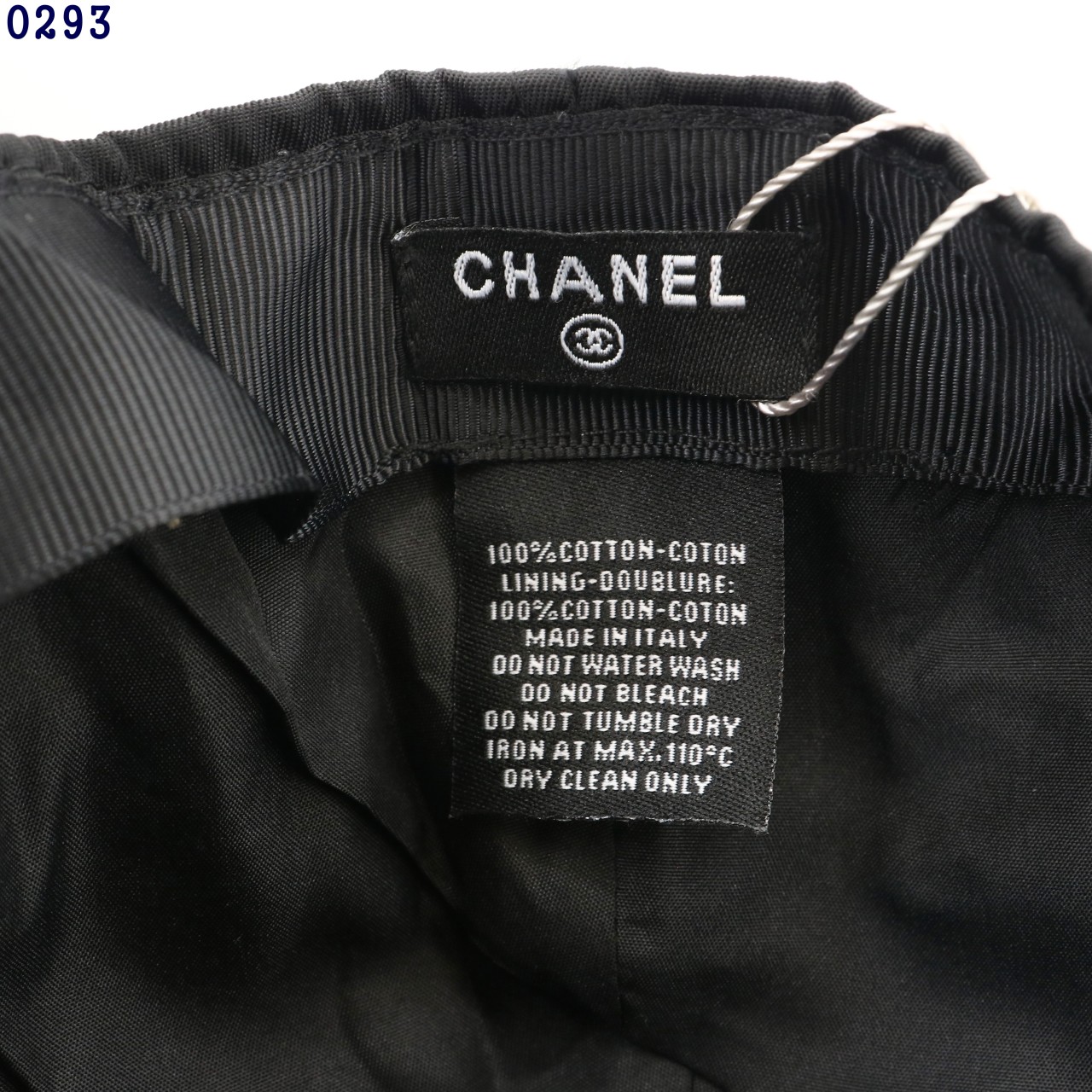 샤넬 옆 자수 로고 볼캡 모자