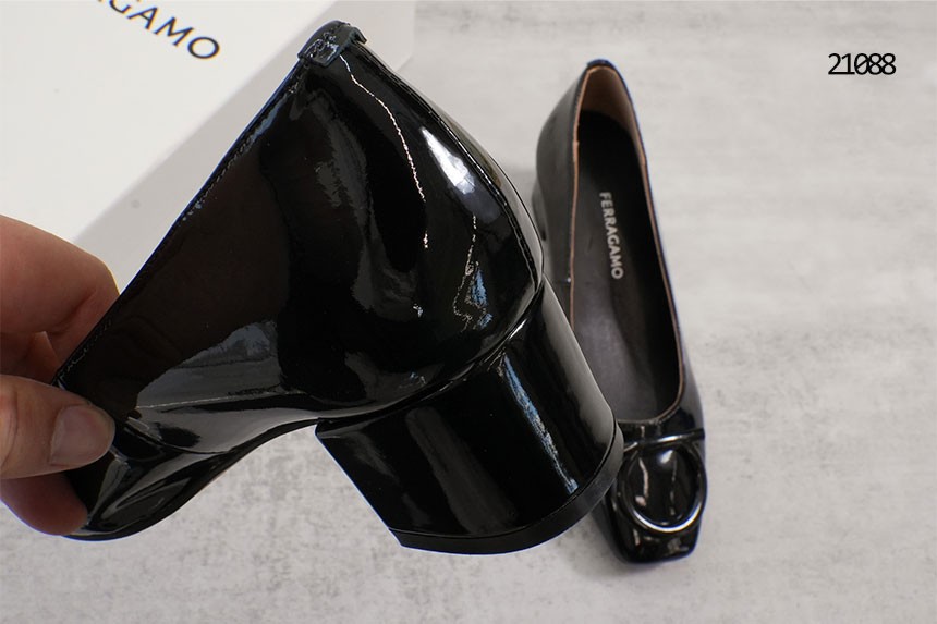 [ferragamo] 살바토레 페레가모 맥시 간치니 펌프