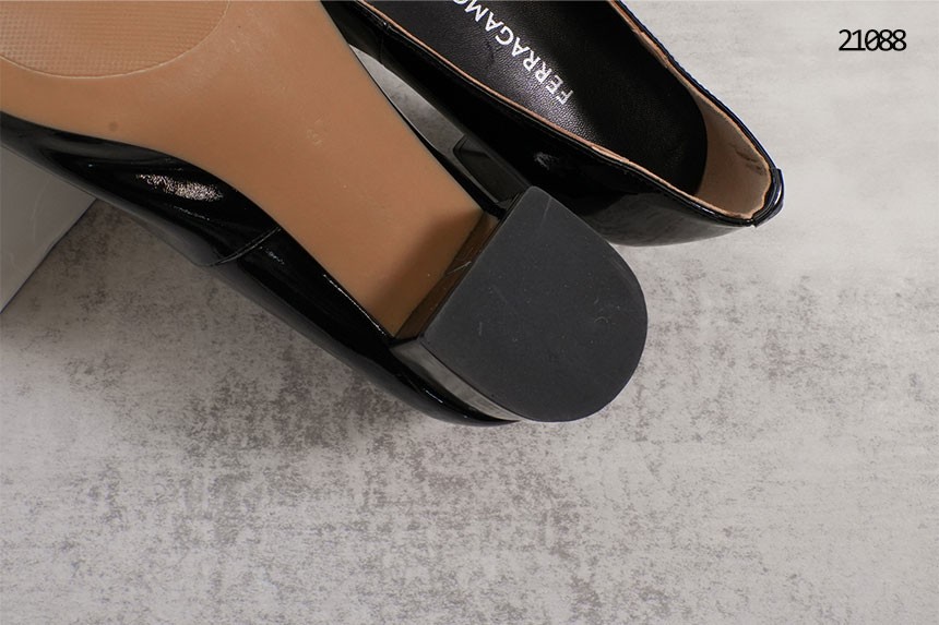 [ferragamo] 살바토레 페레가모 맥시 간치니 펌프