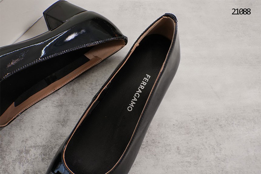 [ferragamo] 살바토레 페레가모 맥시 간치니 펌프