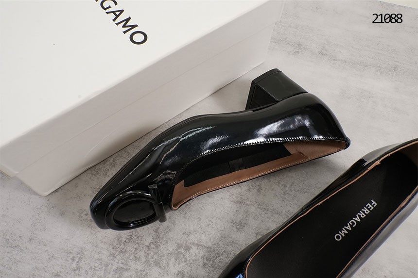 [ferragamo] 살바토레 페레가모 맥시 간치니 펌프