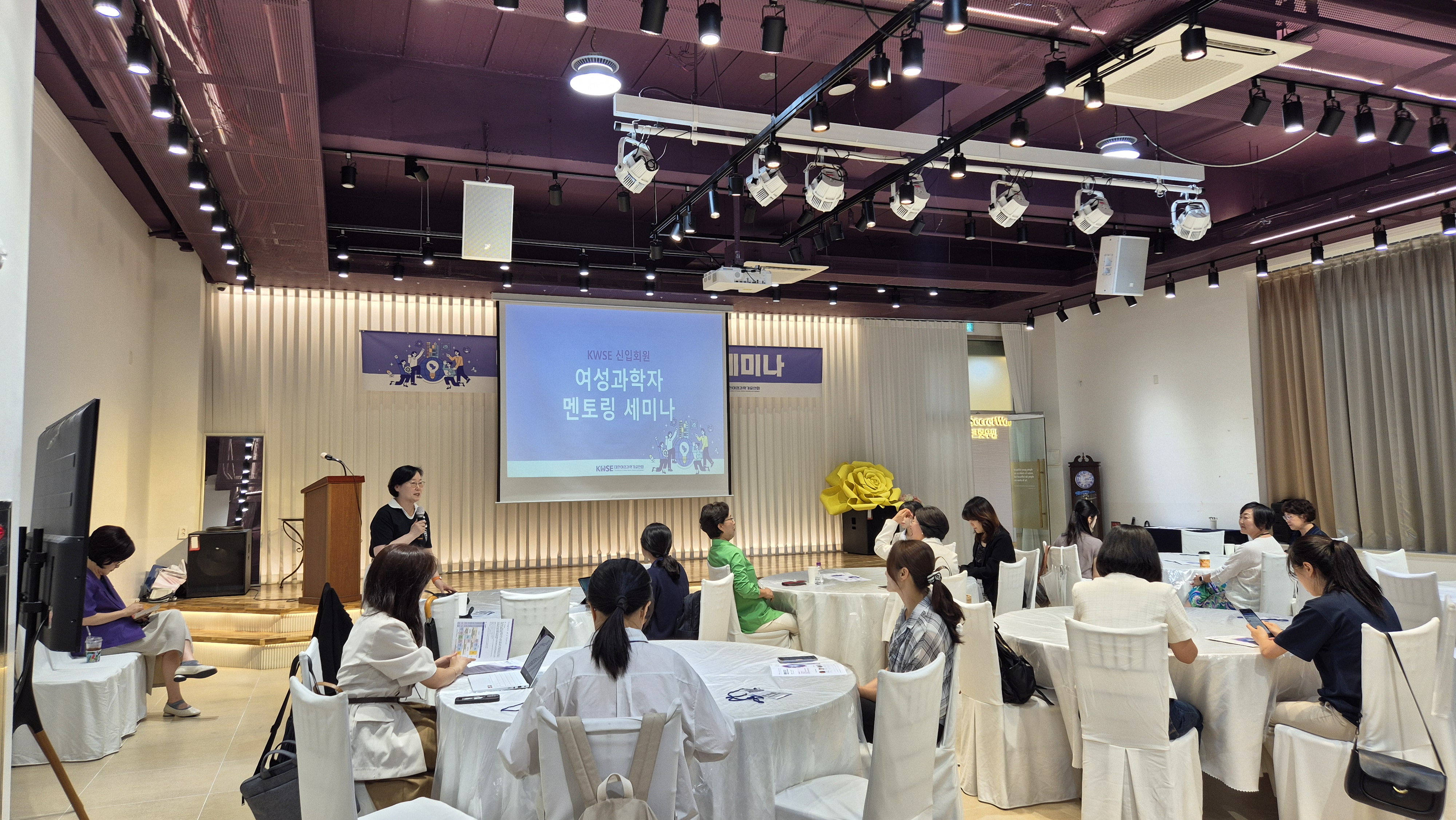 a99824c58cf6d.jpg