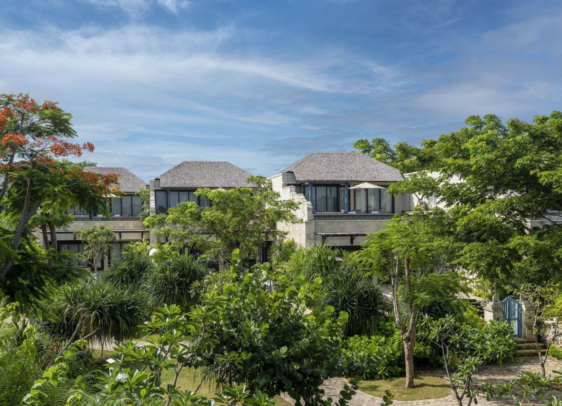 발리 신혼여행 주메이라 풀빌라 앞에서 본 전경