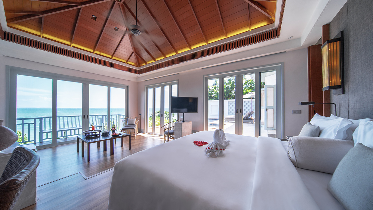 푸켓 아마테라 베이뷰 풀빌라 침실에서 바라본 전경