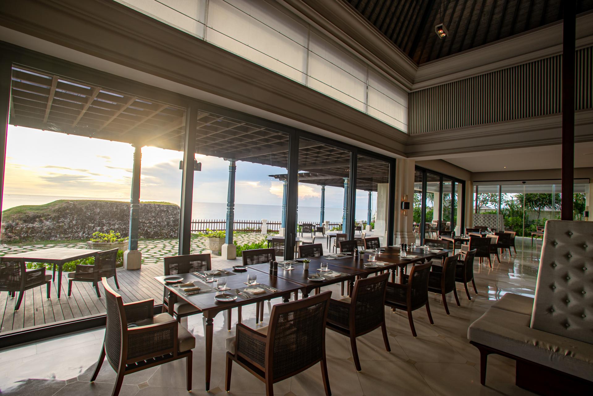 발리 신혼여행 주메이라 풀빌라 레스토랑