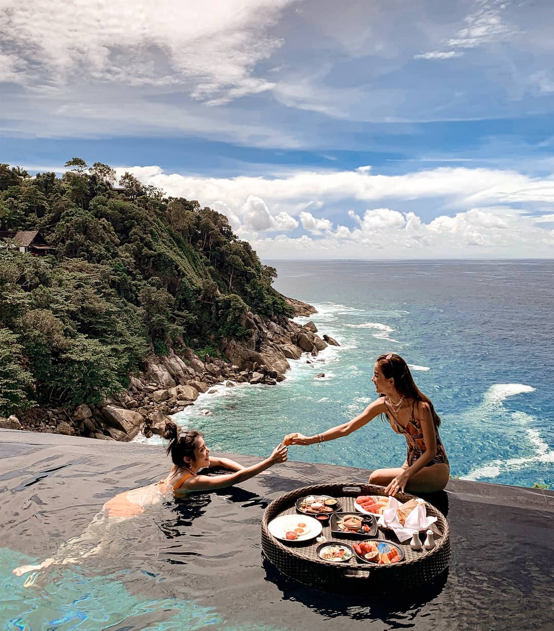 푸켓 파레사 풀빌라 플로팅 조식