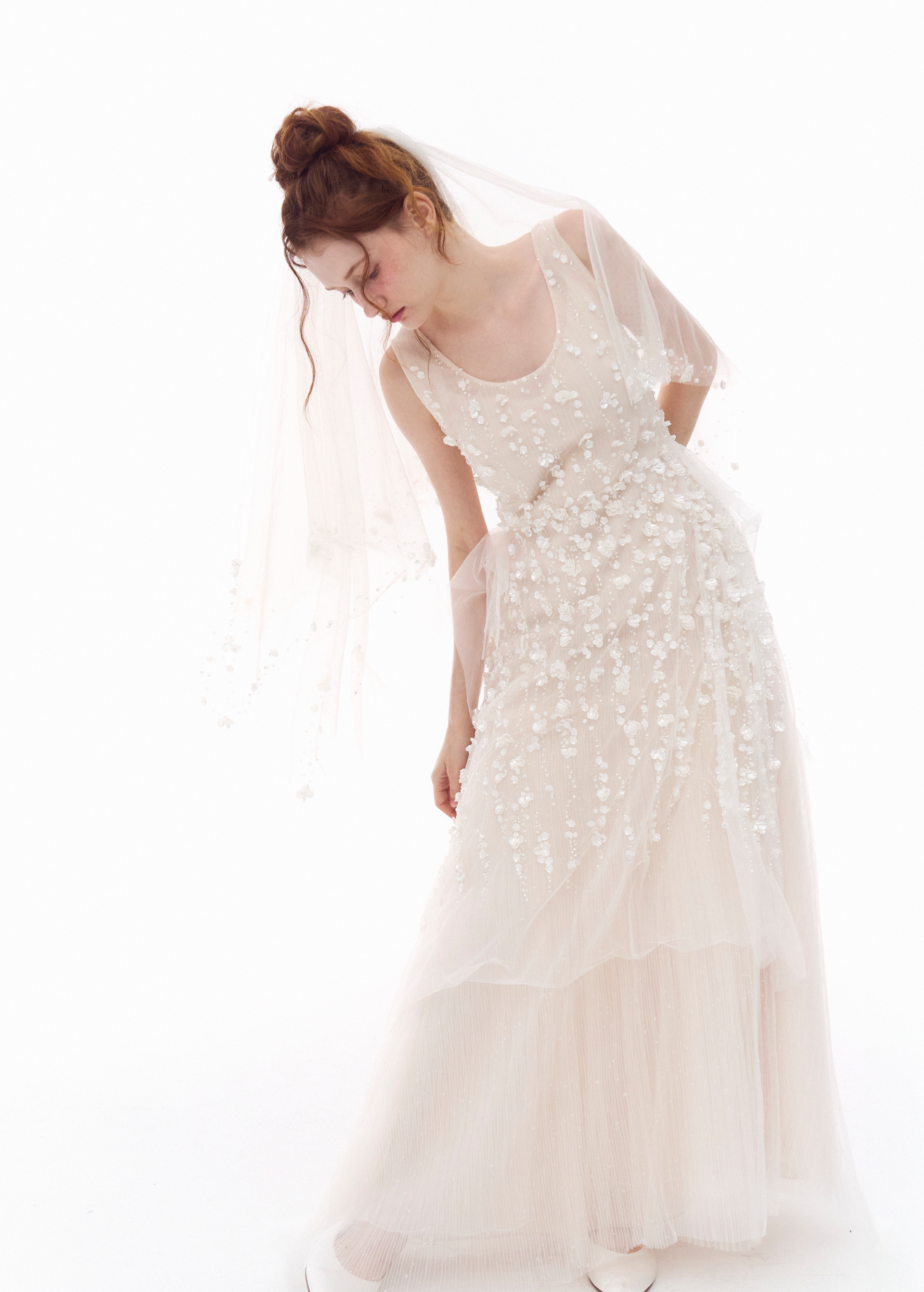 Blossom Loose Pleats Dress_Rental 638,000₩