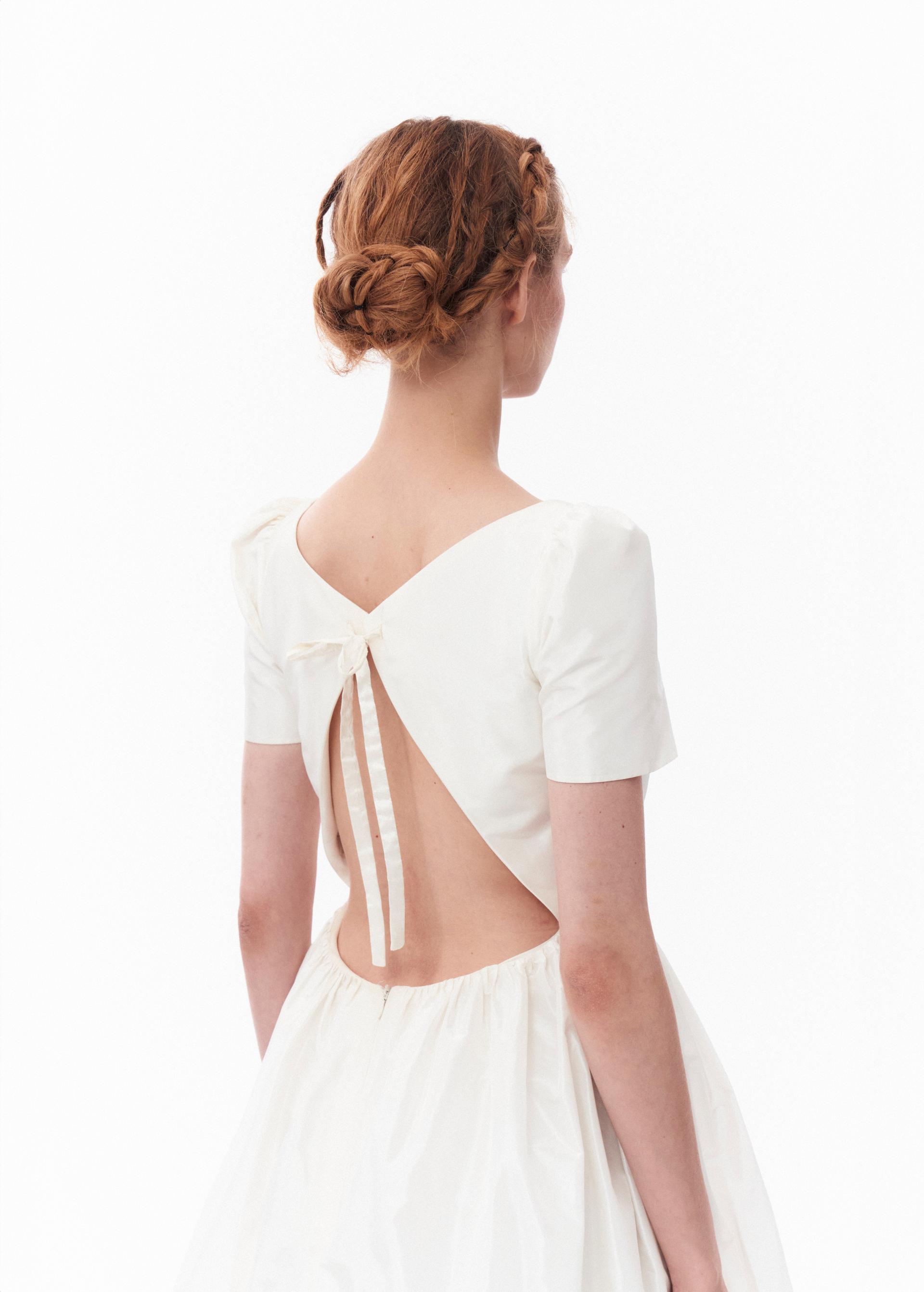 Taffeta Back_Slit White