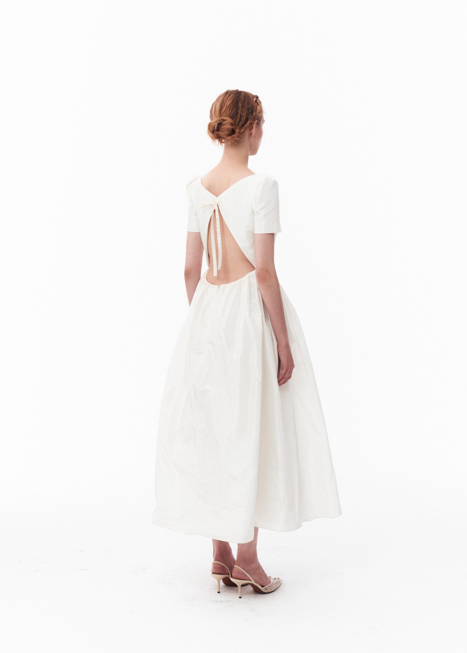 Taffeta Back_Slit White