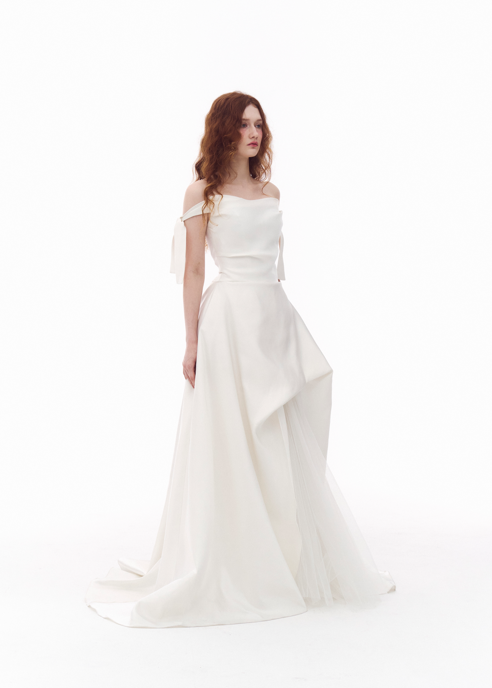 Taff Ribbon Tulle Dress_Rental 572,000₩