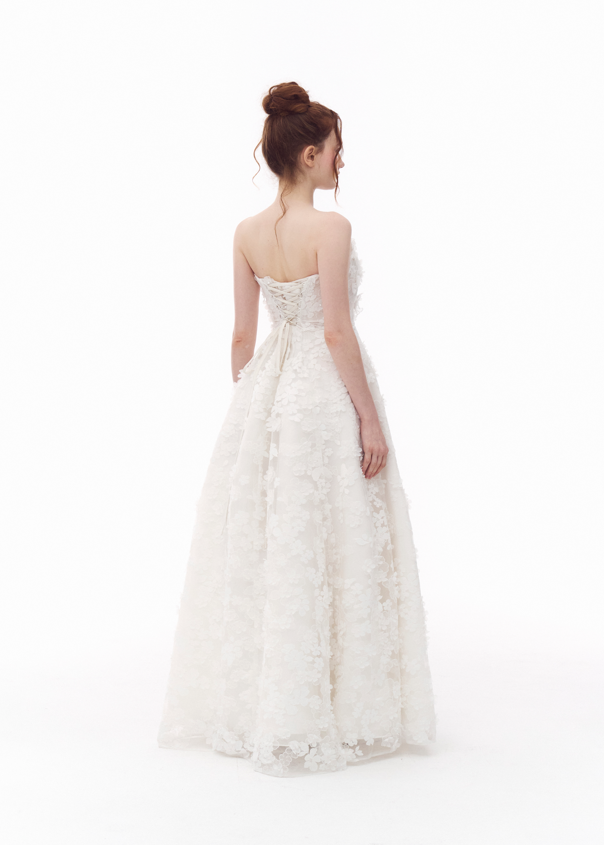 Blossom Top Dress_Rental 572,000₩