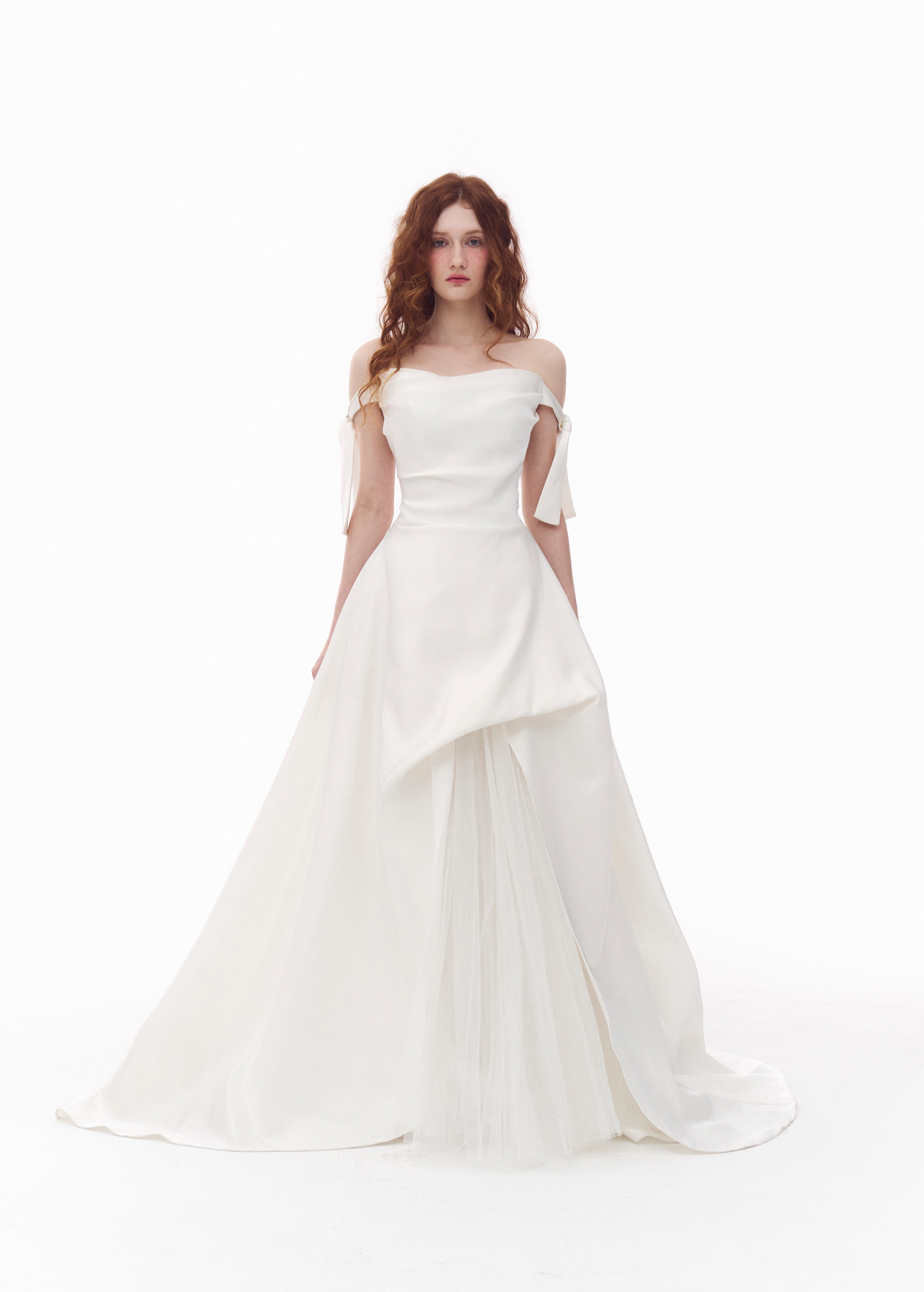 Taff Ribbon Tulle Dress_Rental 572,000₩