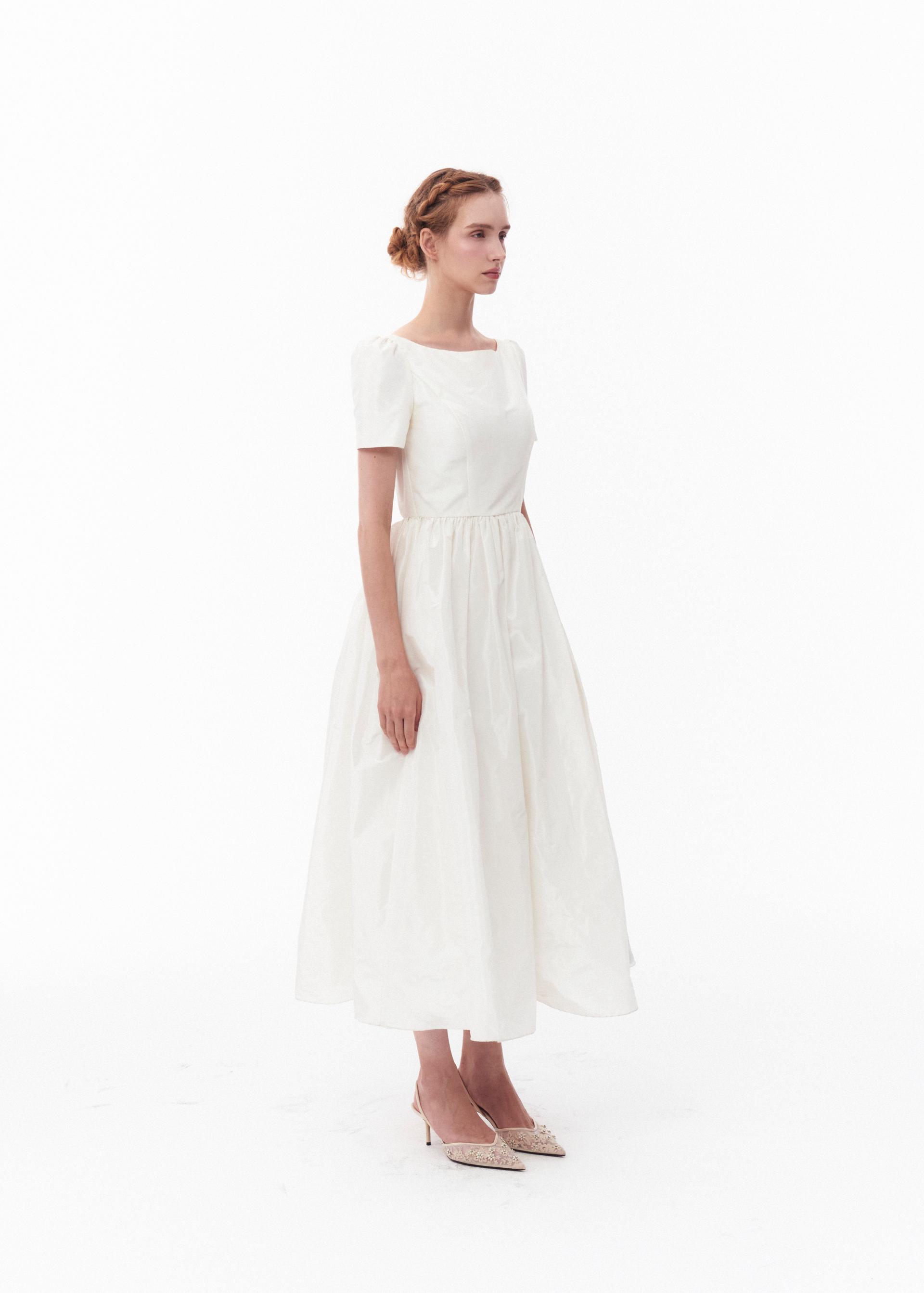 Taffeta Back_Slit White