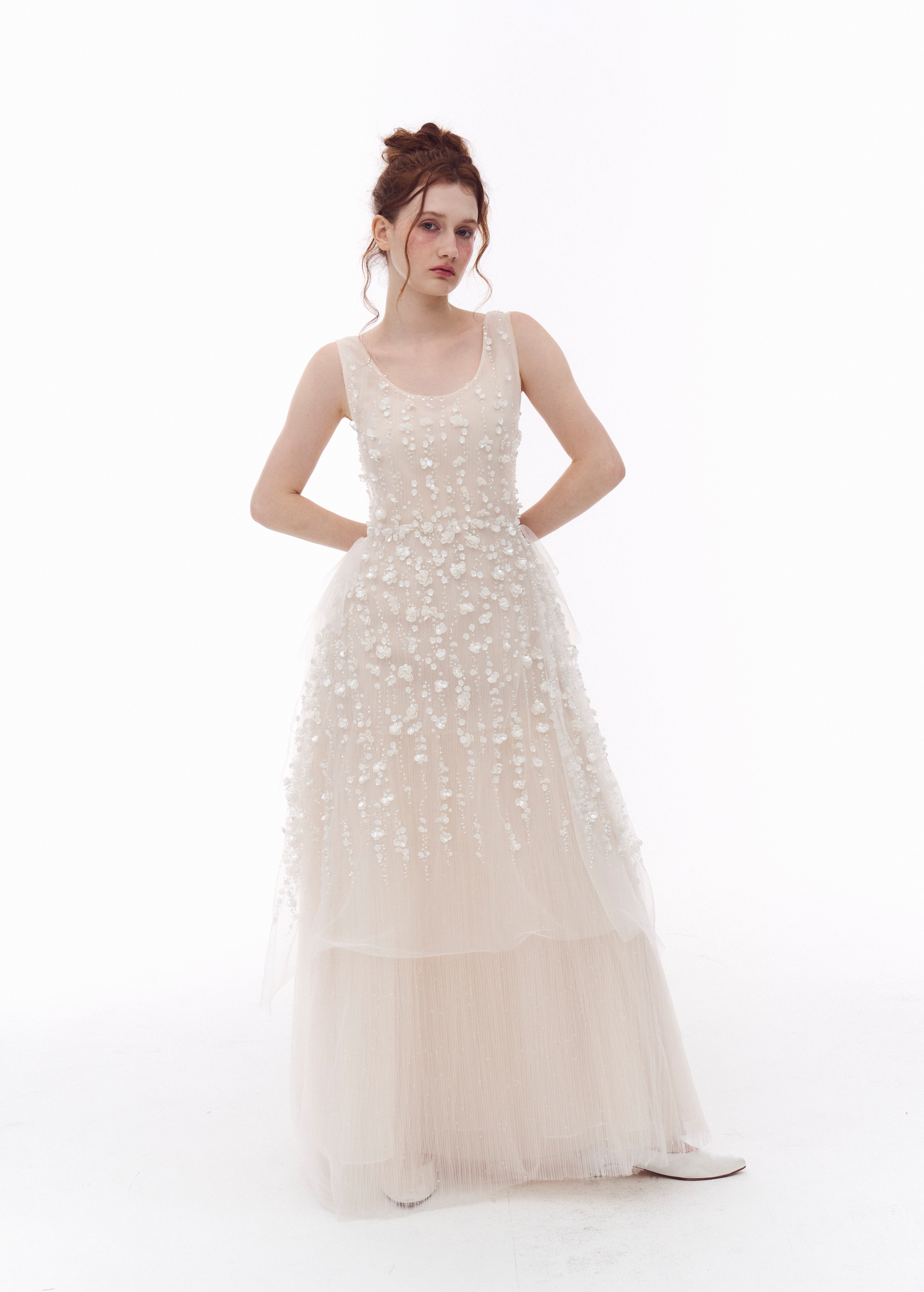 Blossom Loose Pleats Dress_Rental 638,000₩