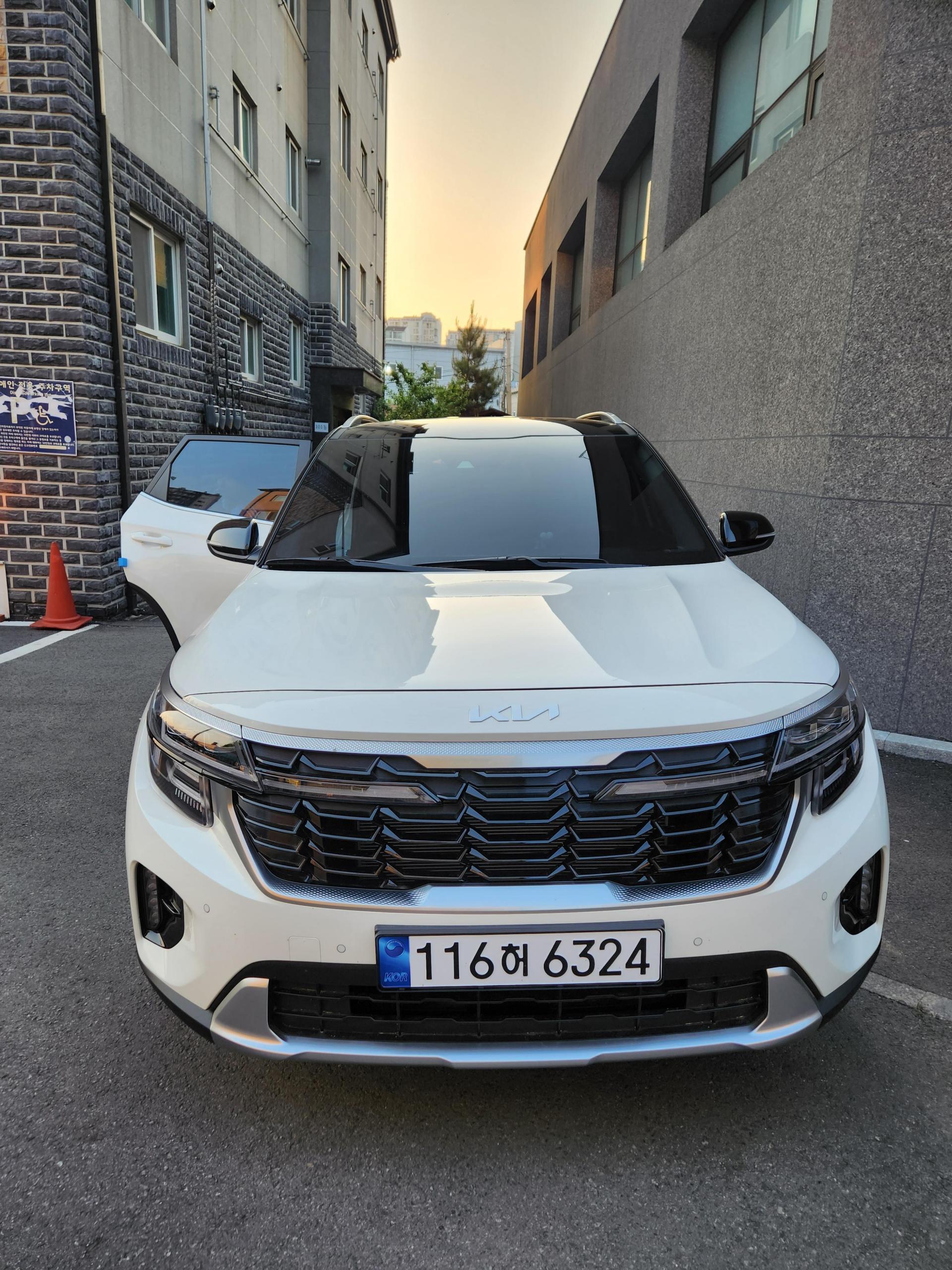 d35f2077cb81b.jpg