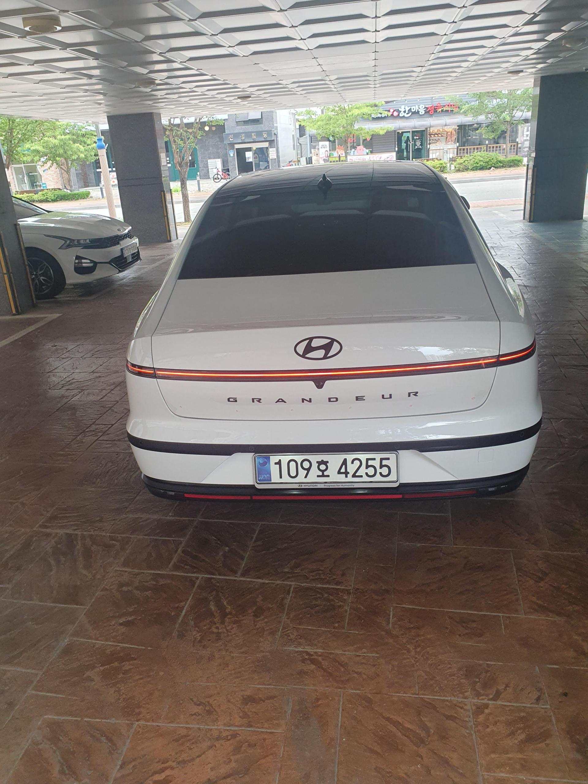 f917d44666388.jpg