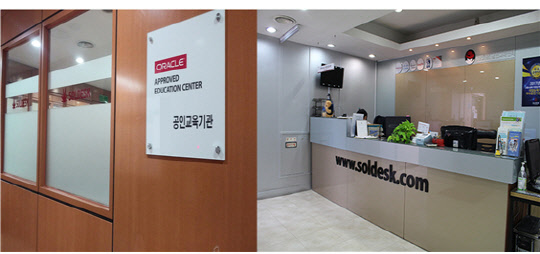 8090433719ec2.jpg