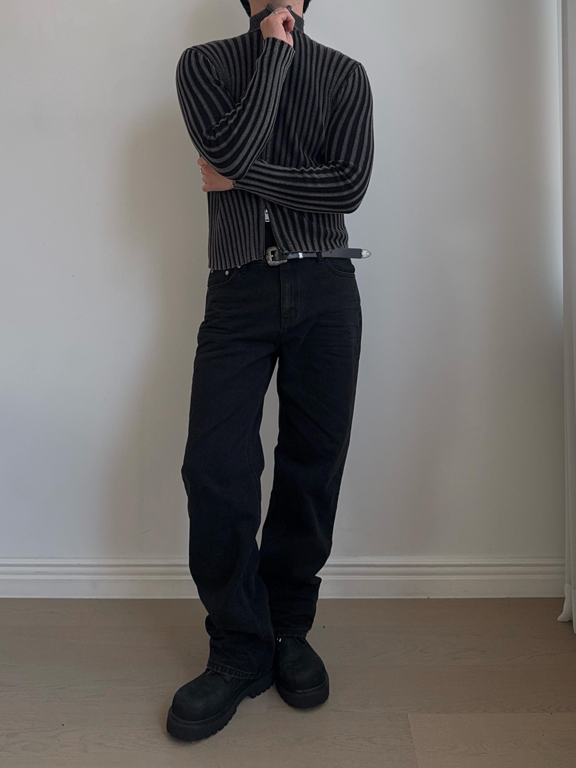 코브라 엠보 워싱 스트레이트 데님 팬츠