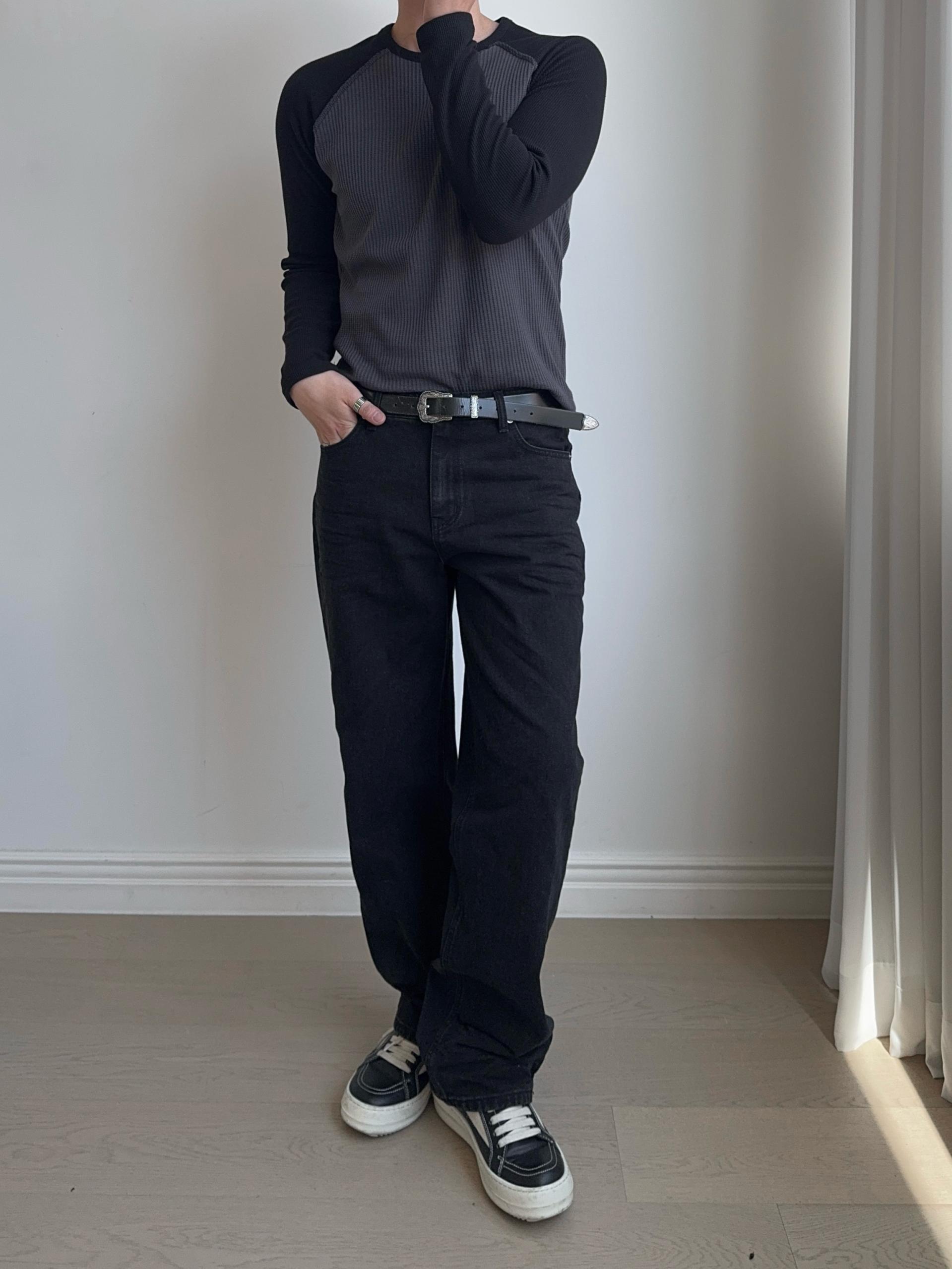 코브라 엠보 워싱 스트레이트 데님 팬츠