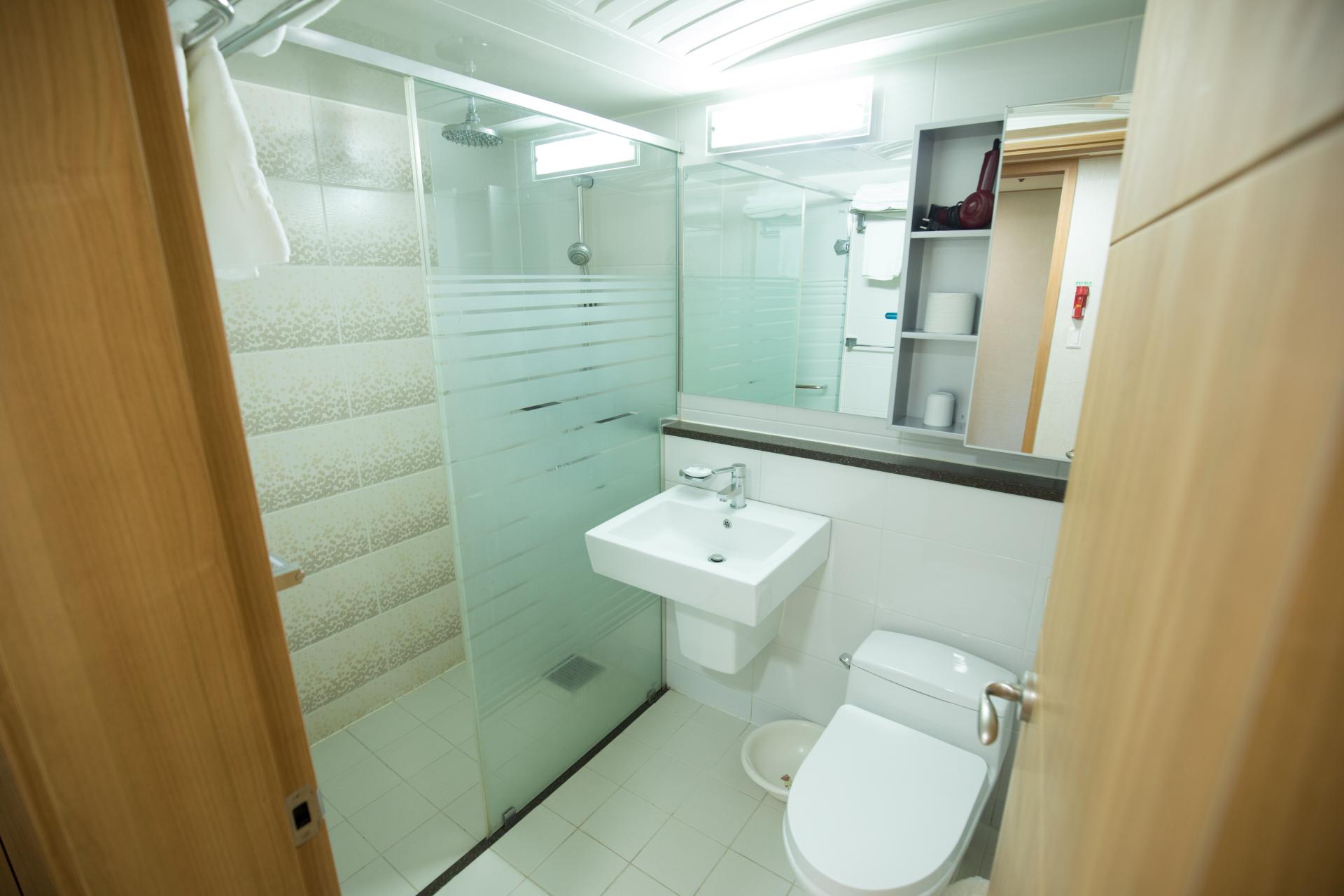 MONA YONGPYONG TOWER CONDOMINIUM ONDOL ROOM