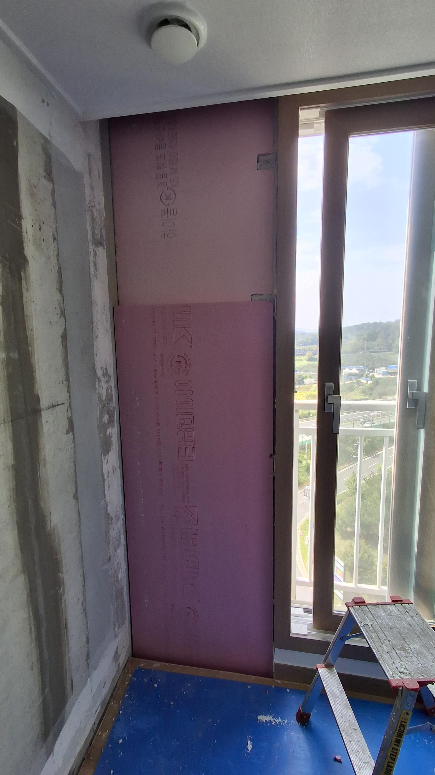 4.단열재1차기밀시공교차시공.jpg