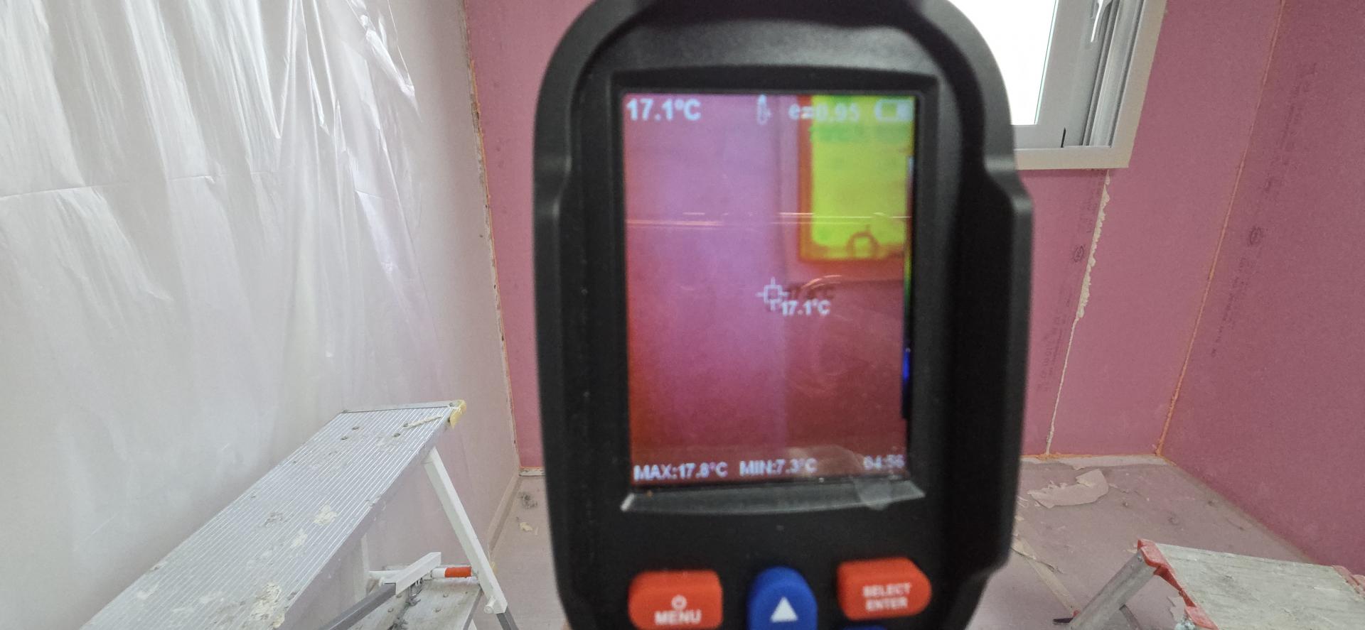 8아이소핑크1차단열후 열온도.jpg