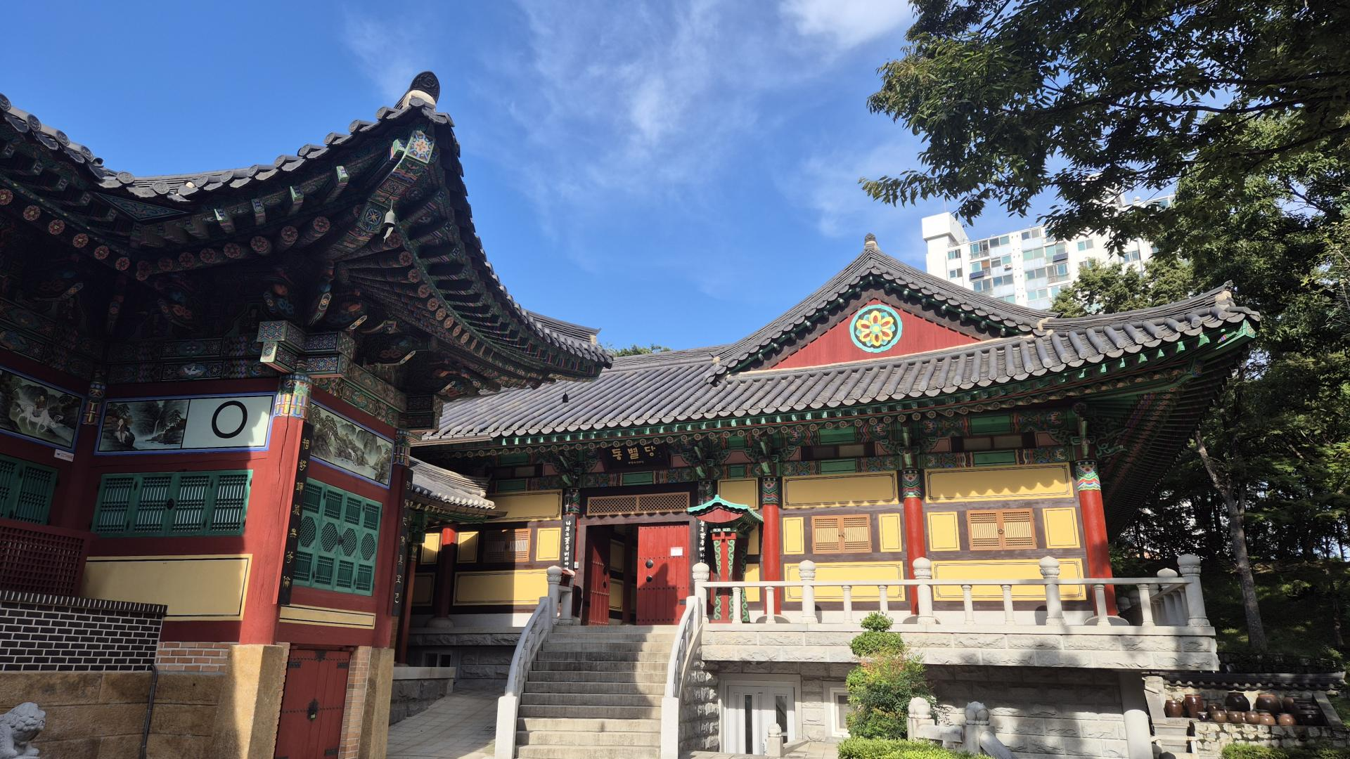 ์ฒญ๋์ฌ ยฉ ์ฅ๋ค์ฐ