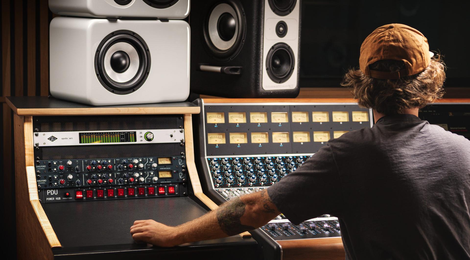 Universal Audio Apollo x16 Gen 2 Ultimate+ Edition