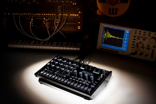 KORG drumlogue