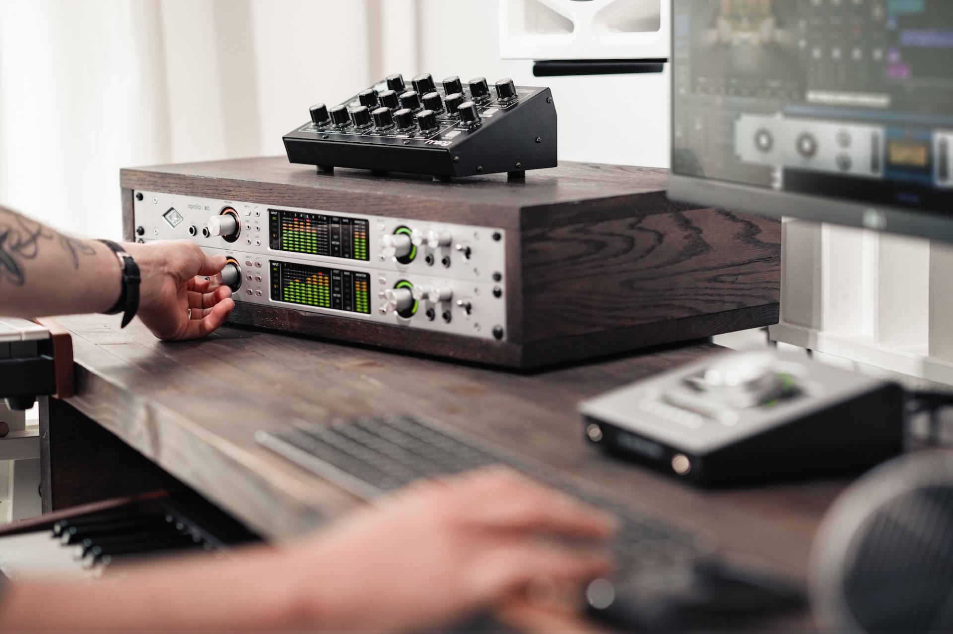 Universal Audio Apollo x6 Gen 2 Essentials+ Edition