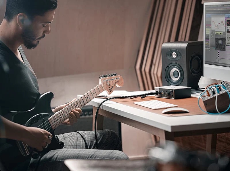 Universal Audio Volt 2 USB Recording Studio