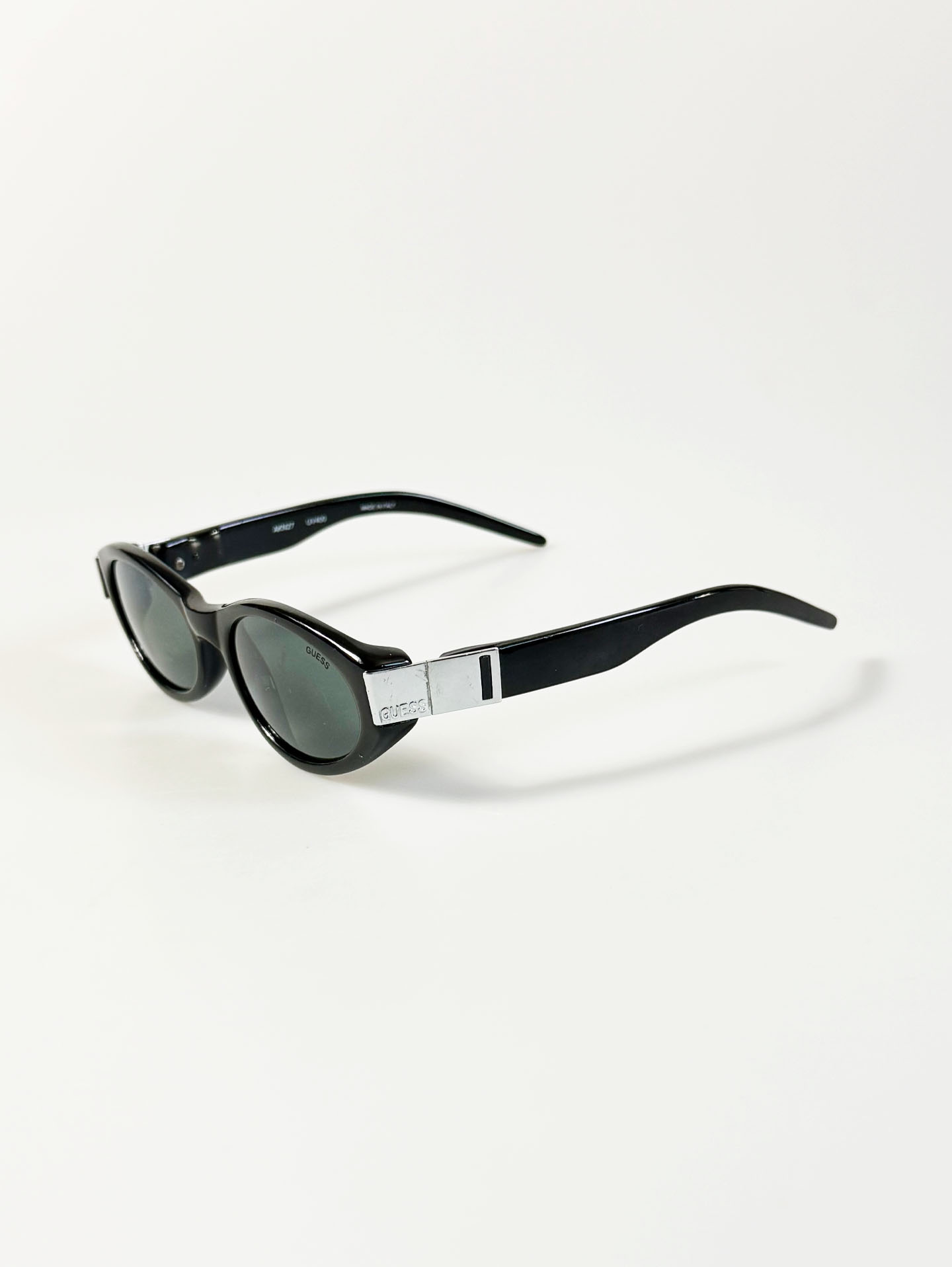 90's GUESS Black Bold Oval Sunglasses