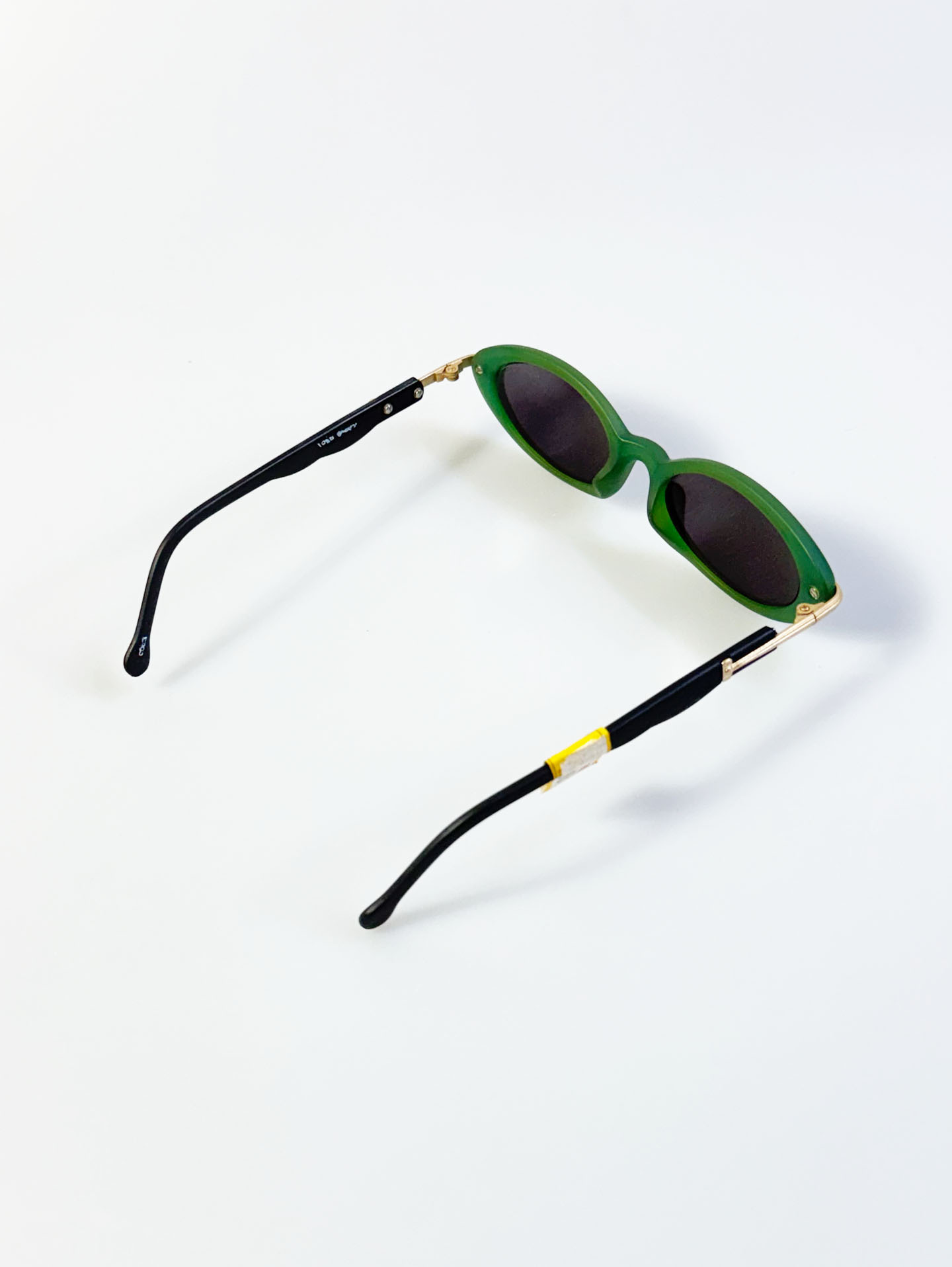 90's Christian Kevin Bold Oval Frame Sunglasses