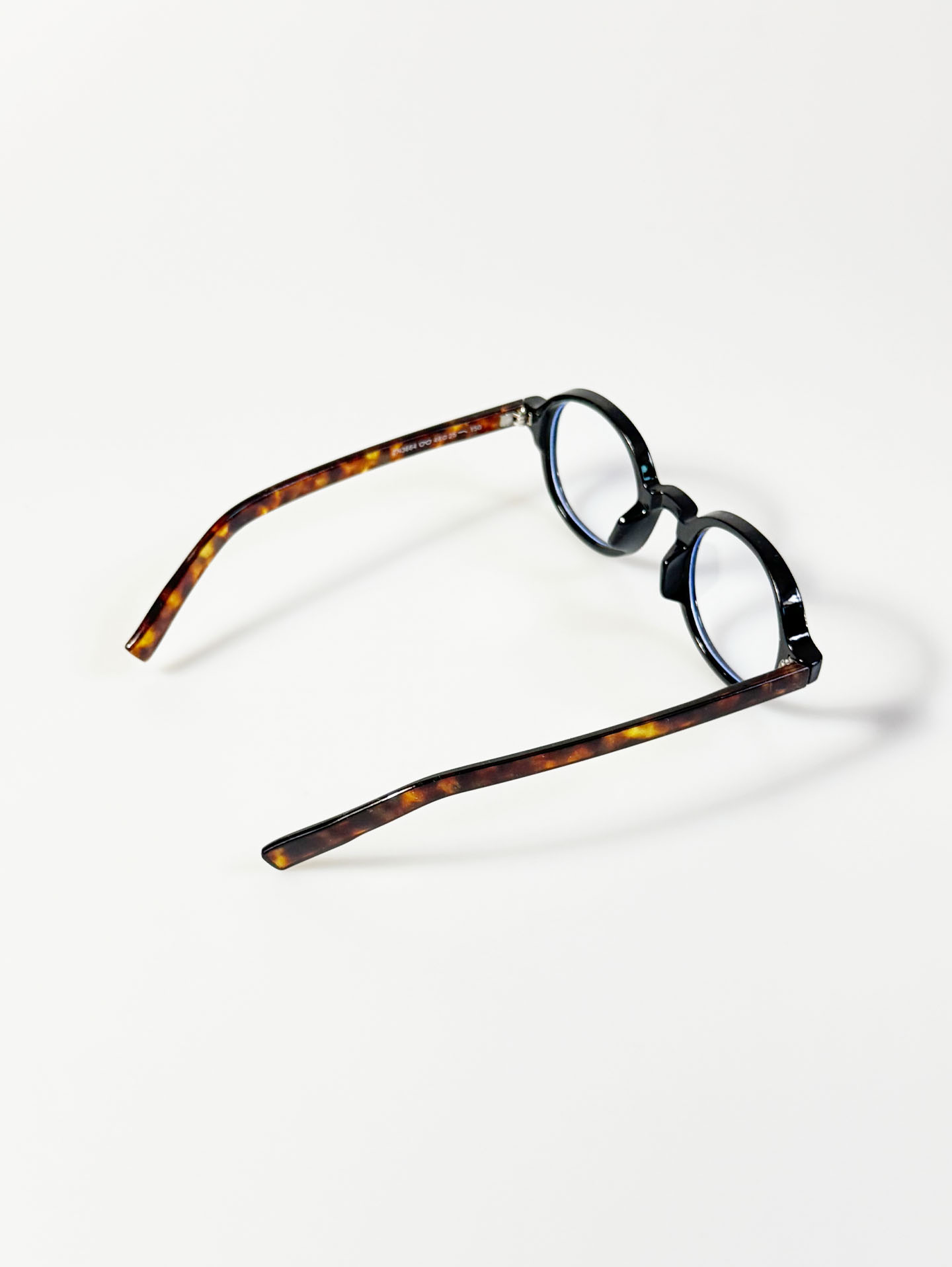 Bold Round Black Frame Sunglasses