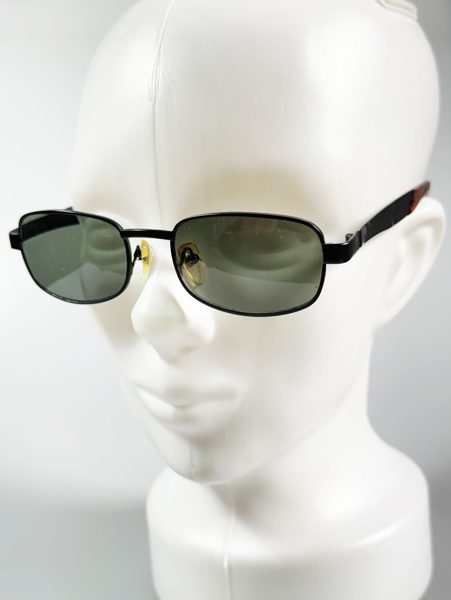 90's LOUIS MASTER Black Slim Square Metal Frame Sunglasses