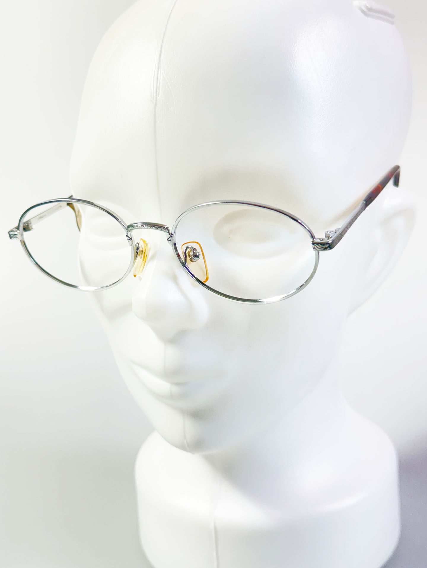 Pabinna Gold Silver Slim Oval Metal Frame Glasses