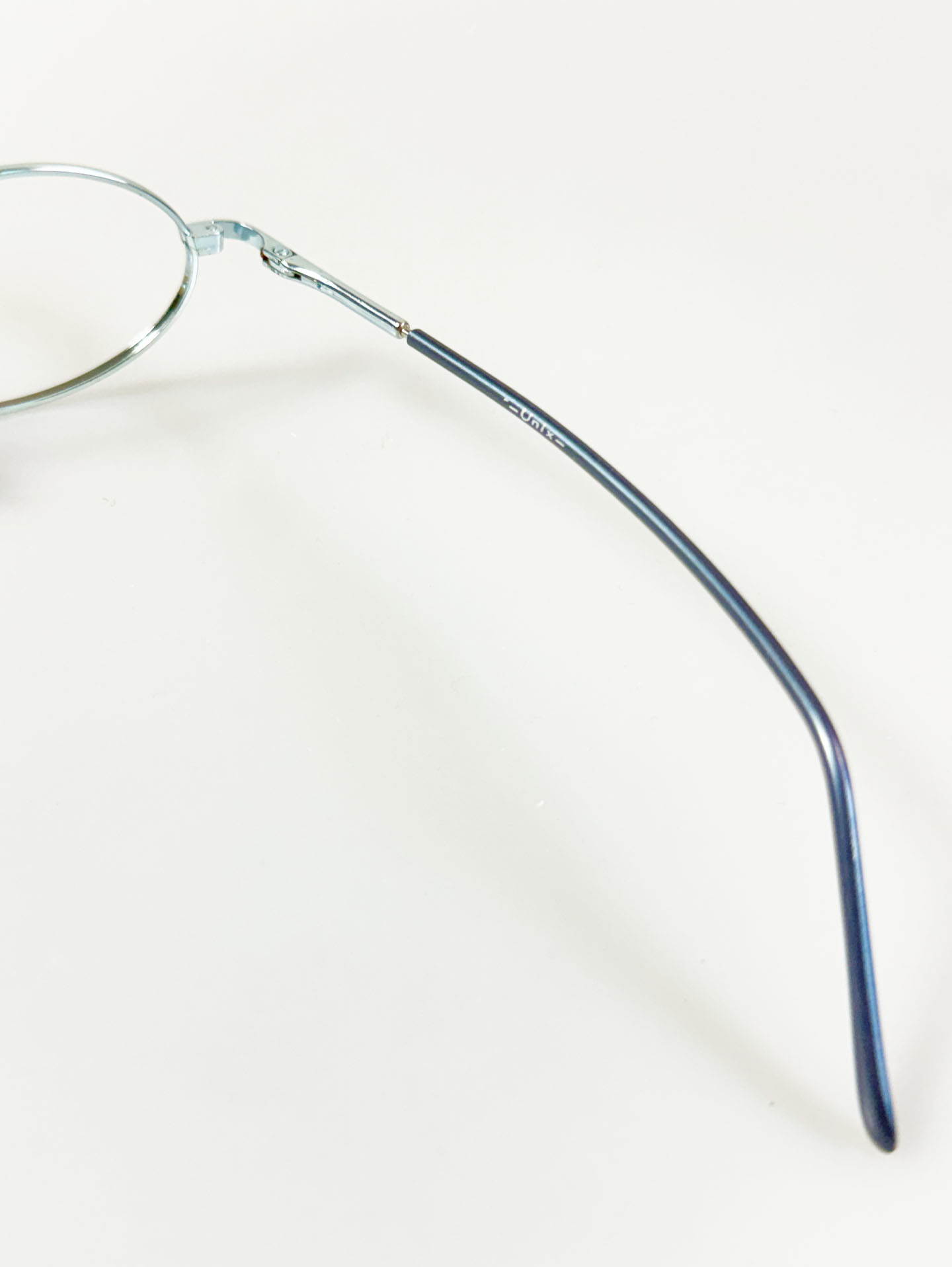 UNIX Slim Oval Full-Rim Light Blue Metal Frame Glasses