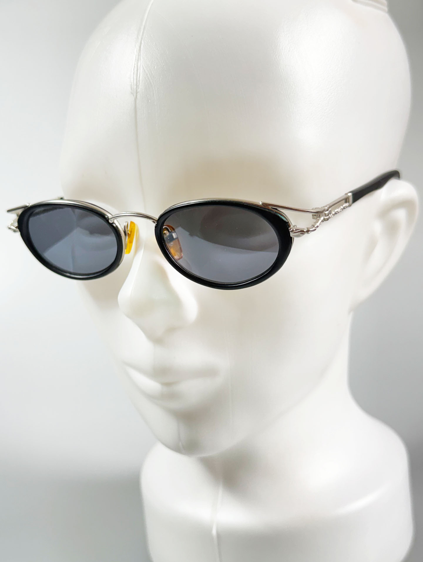 90's KINE Silver & Black Layered Oval Metal Frame Sunglasses