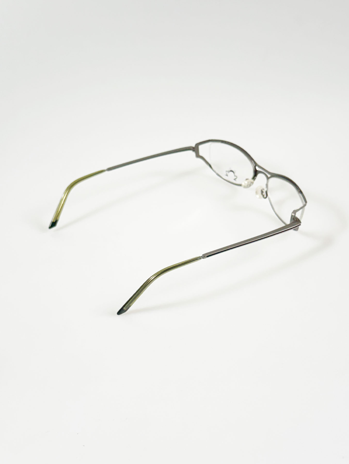 Eye’DC Silver Sculpted Slim Oval Metal Glasses