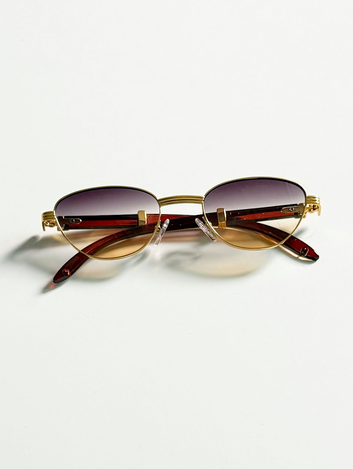 Gold Slim Oval Metal Frame Gradient Tint Sunglasses